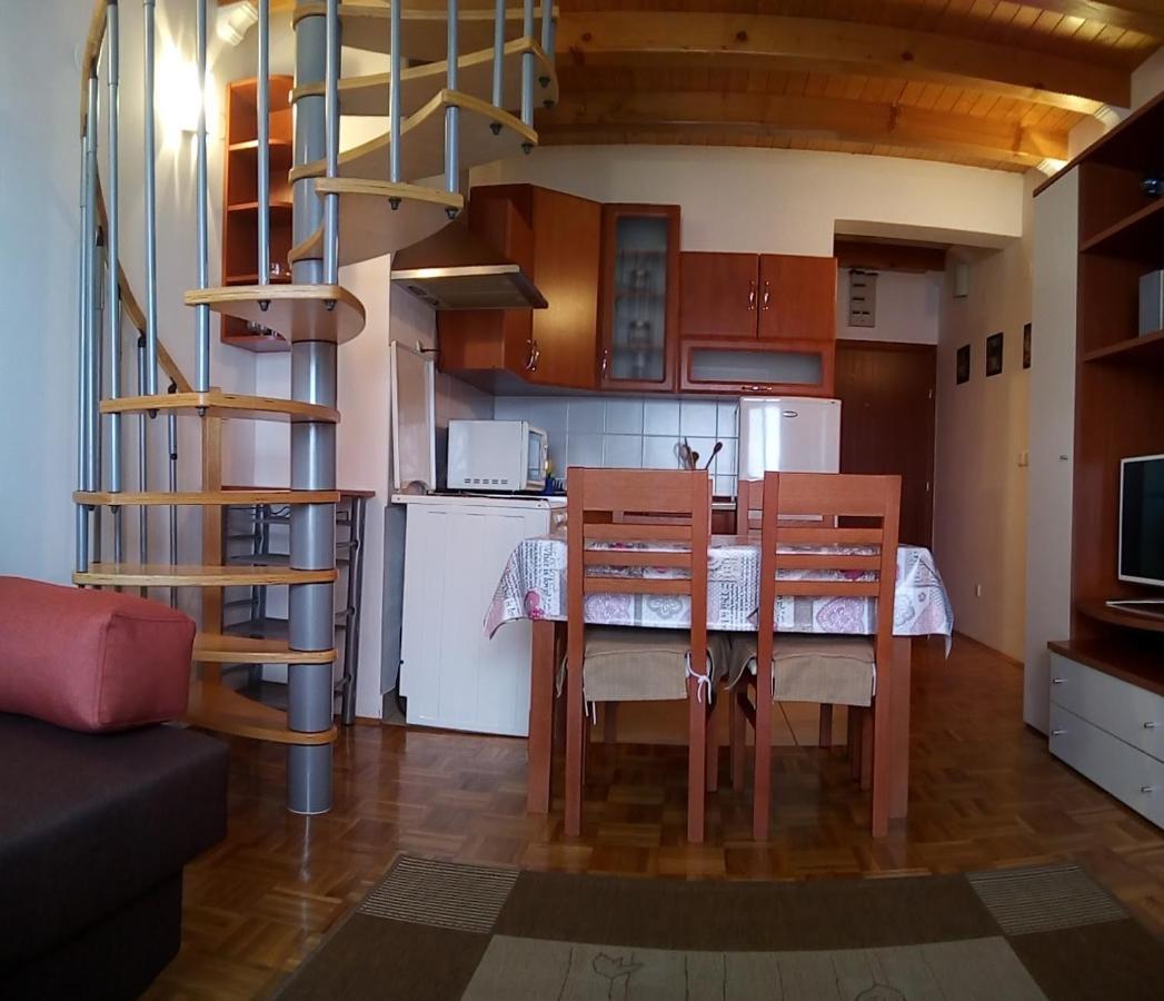 Apartment Malkoc Crikvenica Bagian luar foto