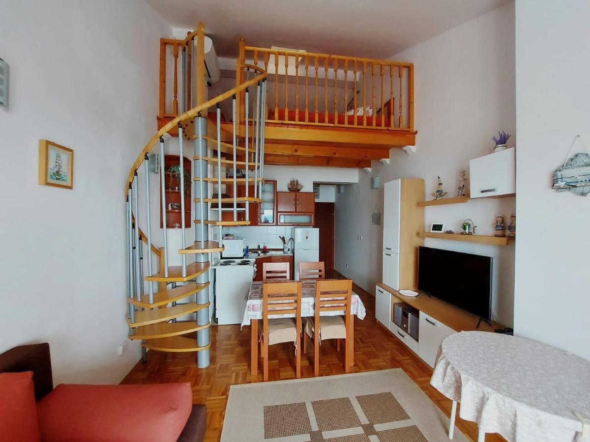 Apartment Malkoc Crikvenica Bagian luar foto